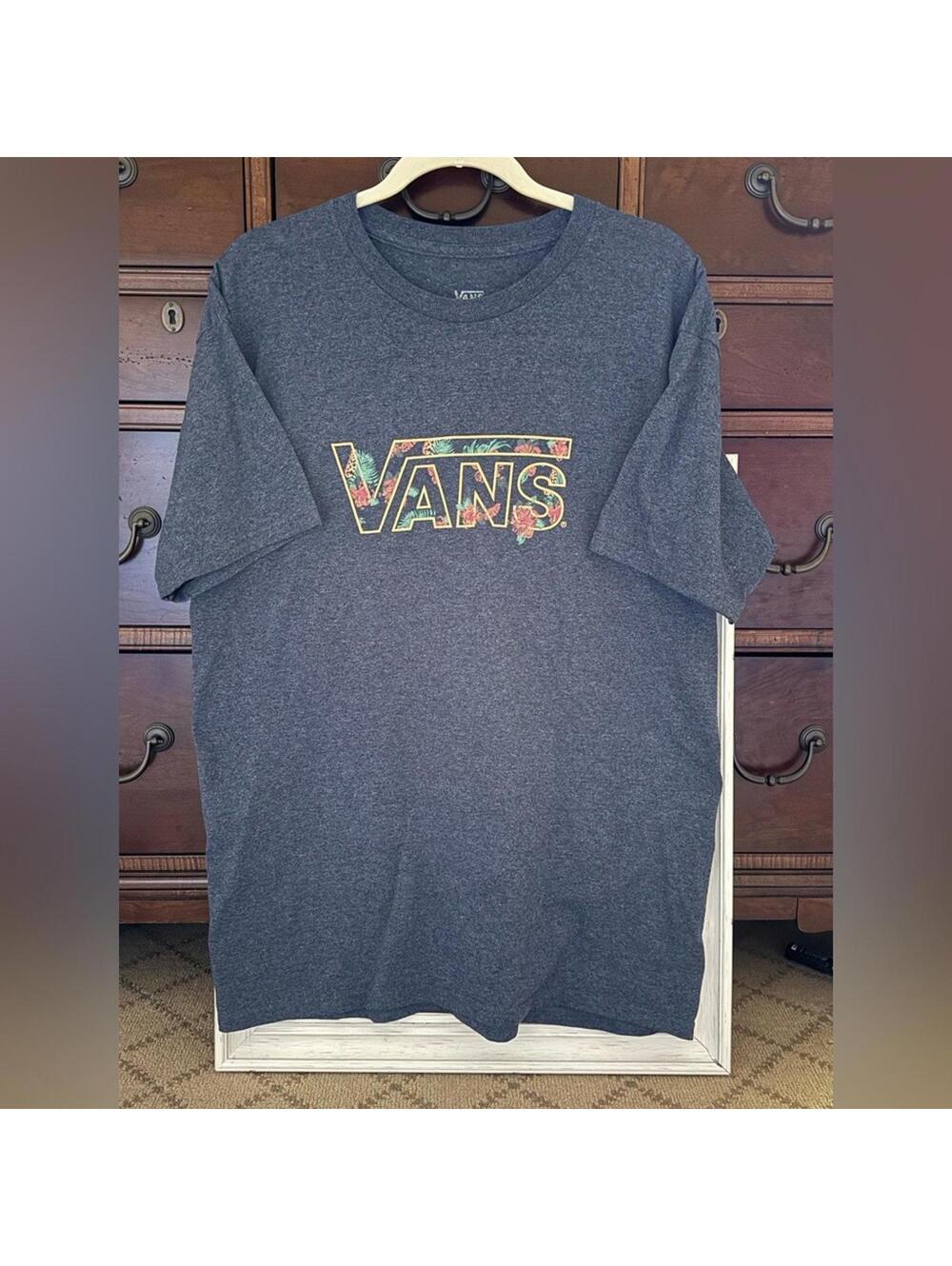 Vans heathered Gray Short sleeved T-shirt with floral detail logo L